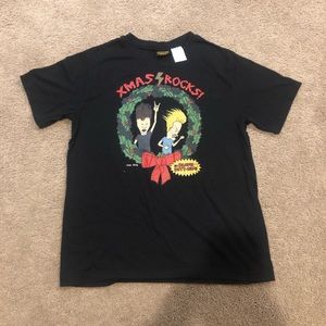 Official Beavis and Butthead “Xmas rocks” t -shirt